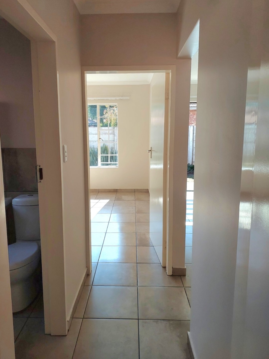 To Let 2 Bedroom Property for Rent in Ngwenya River Estate North West